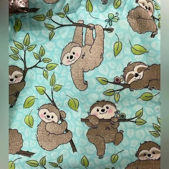 Cute Sloth Themed Custom Made Carpet Bag - Picture 7 of 9